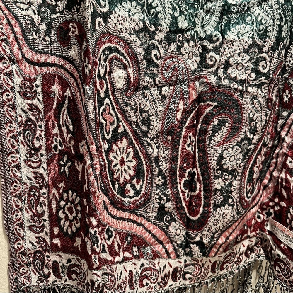 Elegant Shawl in Green & Red Paisley -Versatile Wrap, Scarf, or Veil, Soft Rayon - Picture 10 of 17